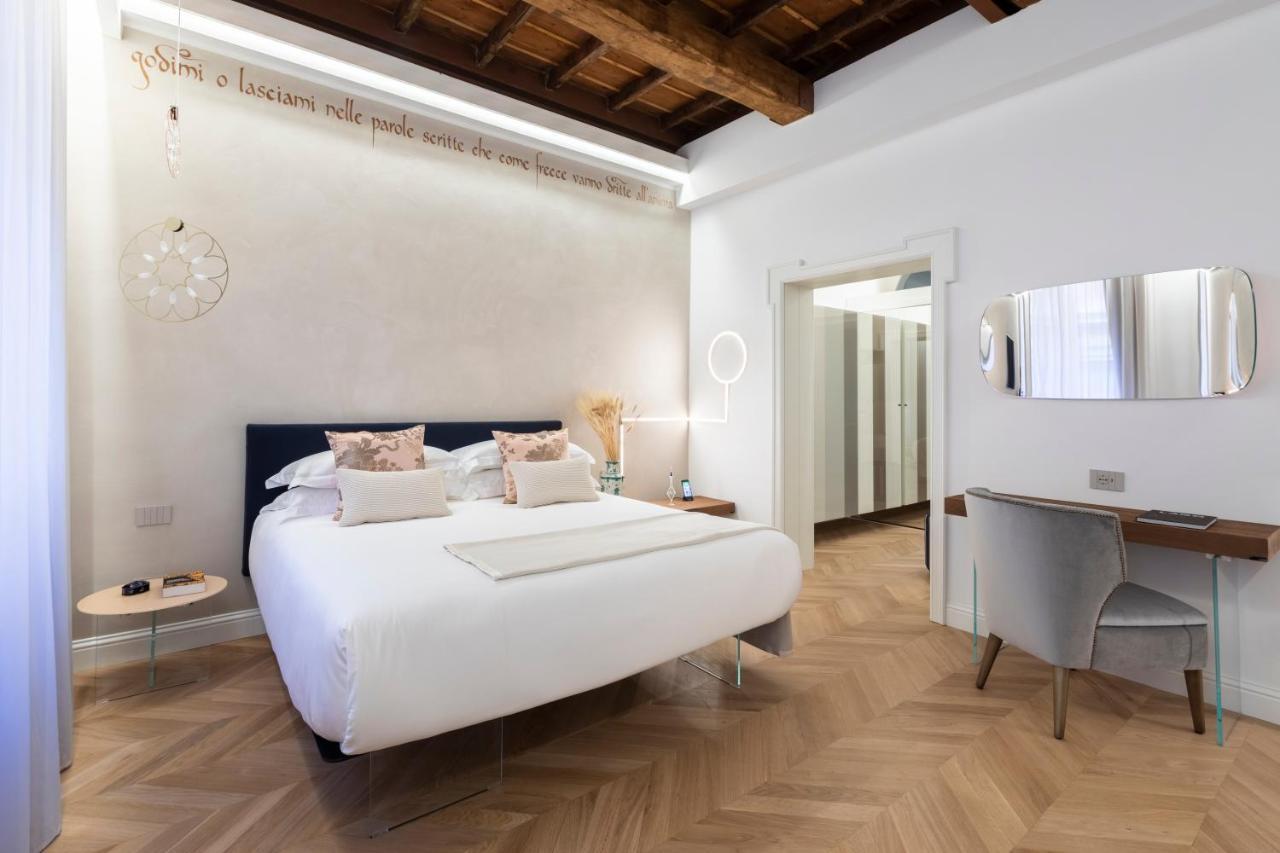 Poēsis Experience 5*